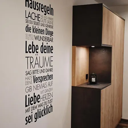 Joes Fruehstueckspension Bed & Breakfast