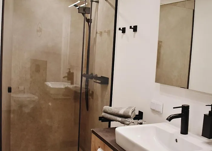 Joes Frühstückspension 3*